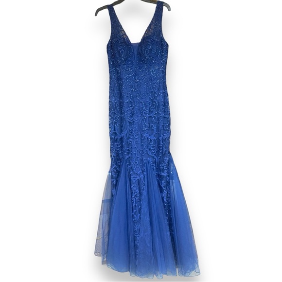 Camille La Vie Beaded Sweetheart Mermaid Dress with Godets Size 8 - Picture 3 of 8